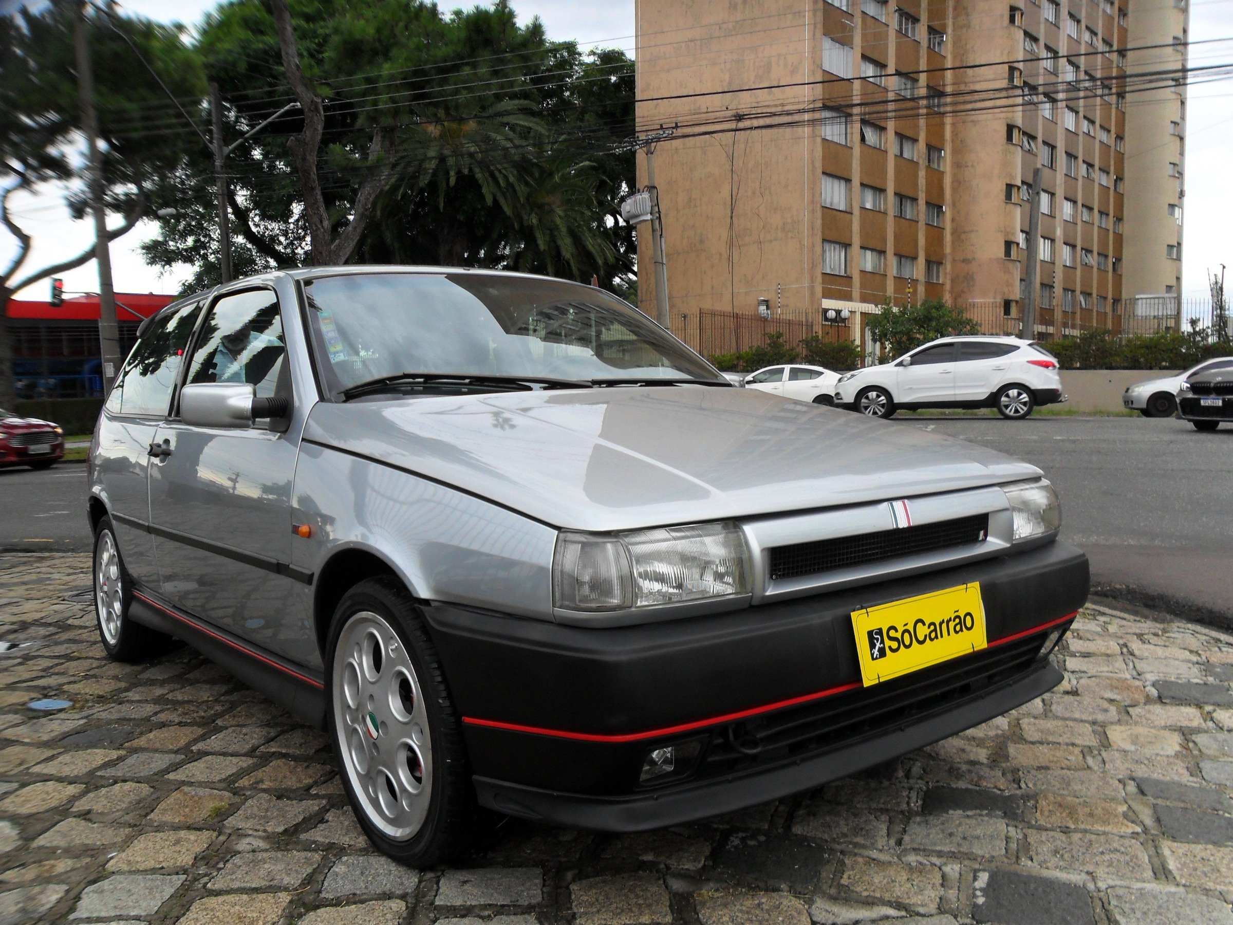 Fiat Tipo 2.0 16V 2p/4p na cor Cinza em Curitiba / PR - 48968
