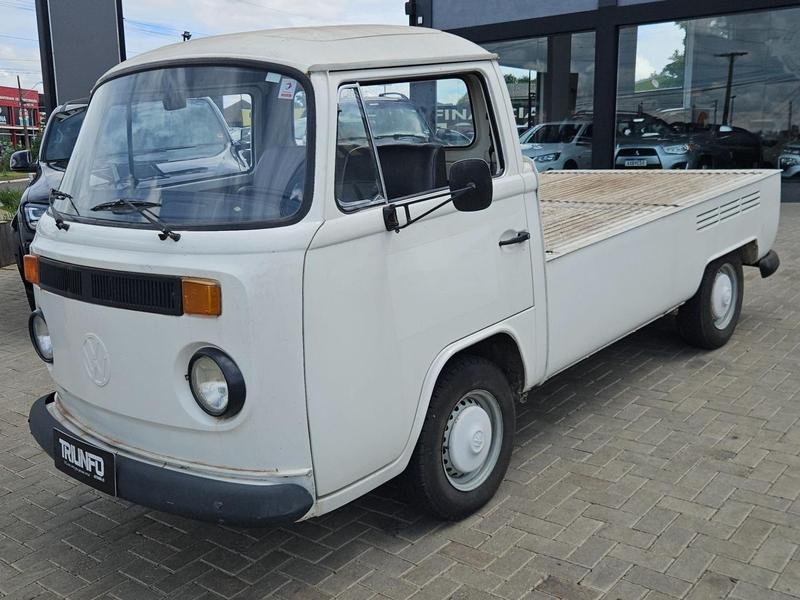 Volkswagen Kombi Pick-Up na cor Branco em Ponta Grossa / PR - 48988
