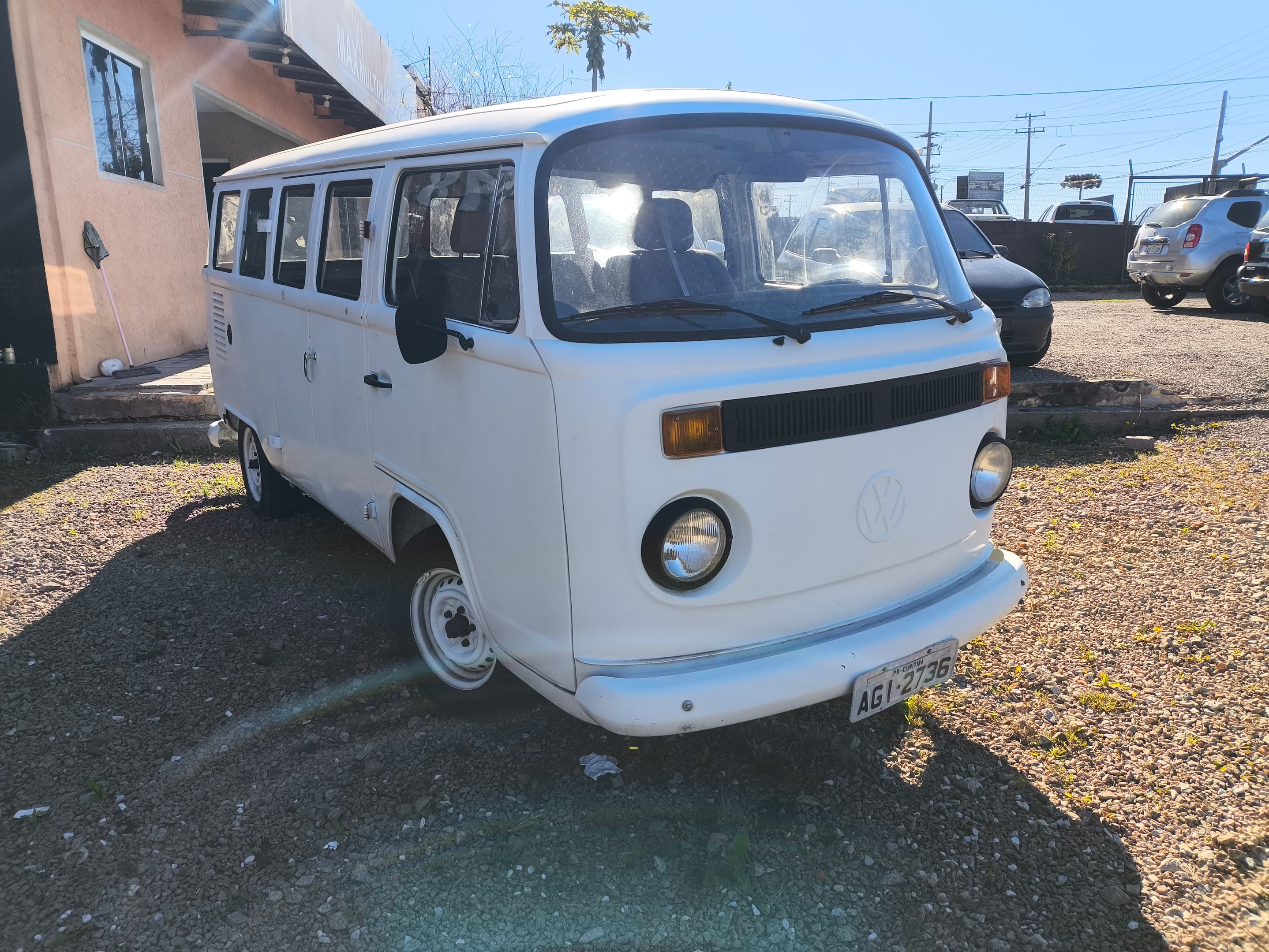 Volkswagen Kombi Standard/ Luxo/ Série Prata na cor Branco em Curitiba / PR - 49201