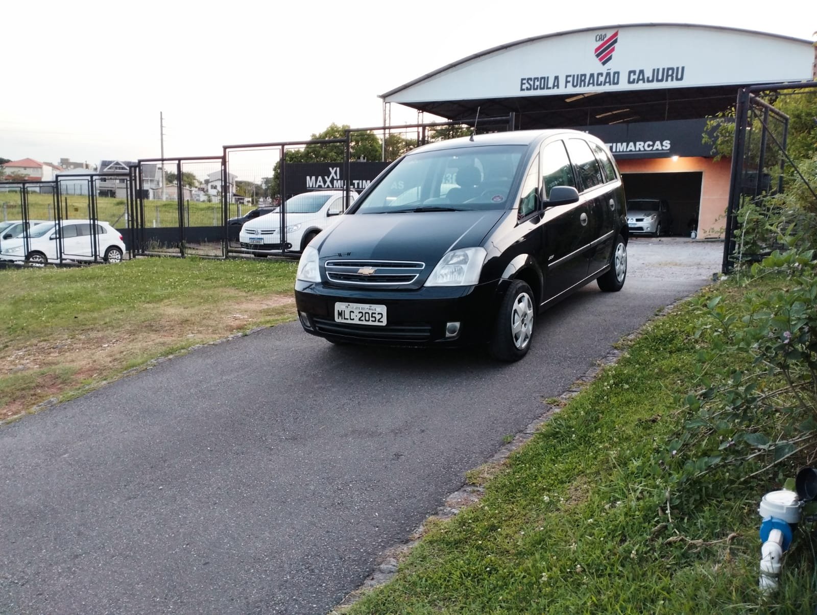 Chevrolet Meriva Joy 1.4 MPFI 8V ECONOFLEX 5p na cor Preto em Curitiba / PR - 49206