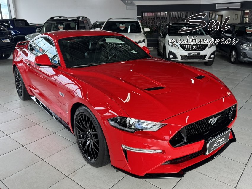 Ford Mustang GT V8 na cor Vermelho em Ponta Grossa / PR - 49511