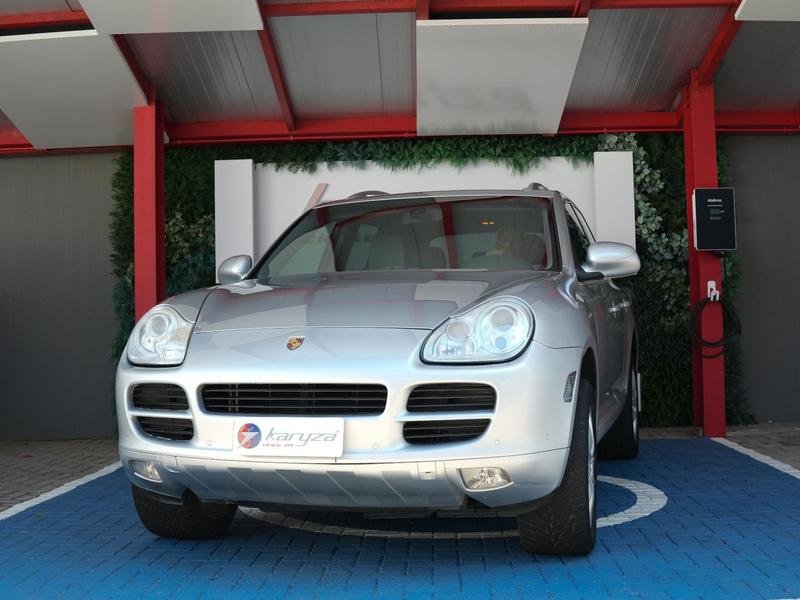 Porsche Cayenne V6 3.2/3.6 24V na cor Cinza em Curitiba / PR - 49621