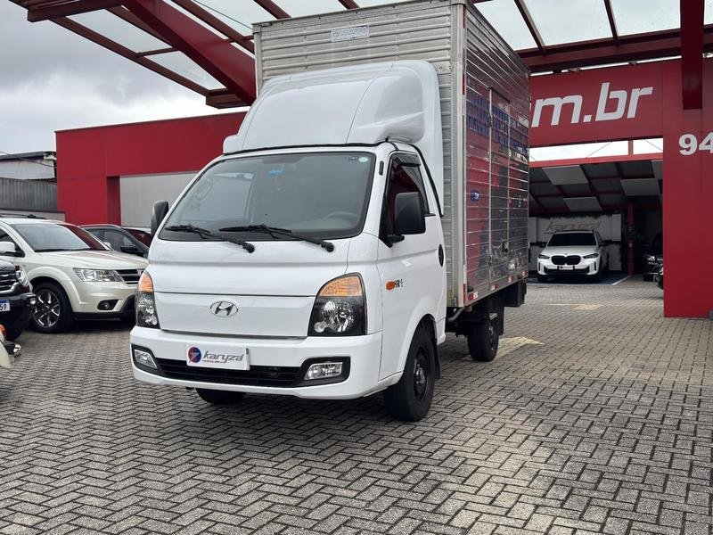 Hyundai HR 2.5 TCI Diesel (RS/RD) na cor Branco em Curitiba / PR - 49627