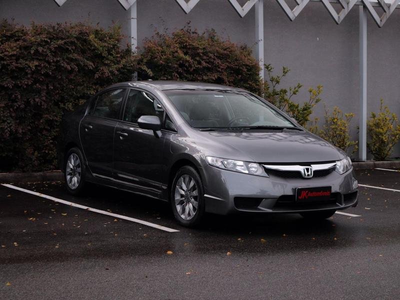 imagem de Sedan LX/LXL 1.7 16V 115cv Aut. 4p