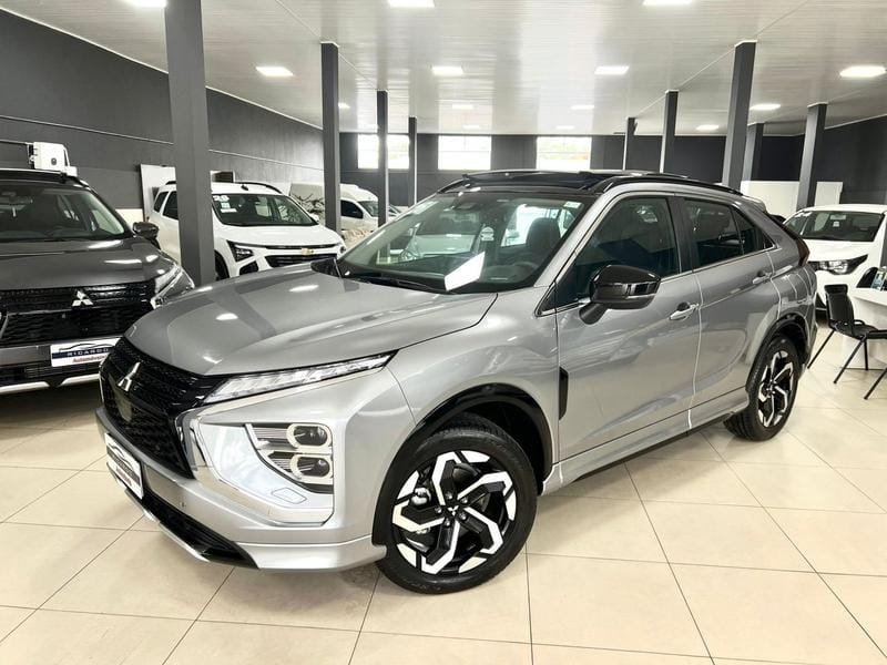 Mitsubishi Eclipse Cross HPE-S 1.5 16V AWC TB 165cv Aut. na cor Prata em Garopaba / SC - 49903