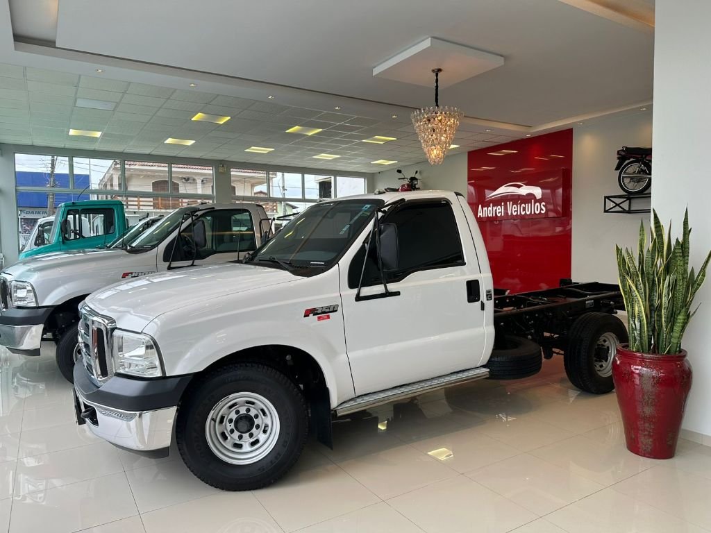 Ford F-350 2p (diesel) na cor Branco em Palhoça / SC - 50407