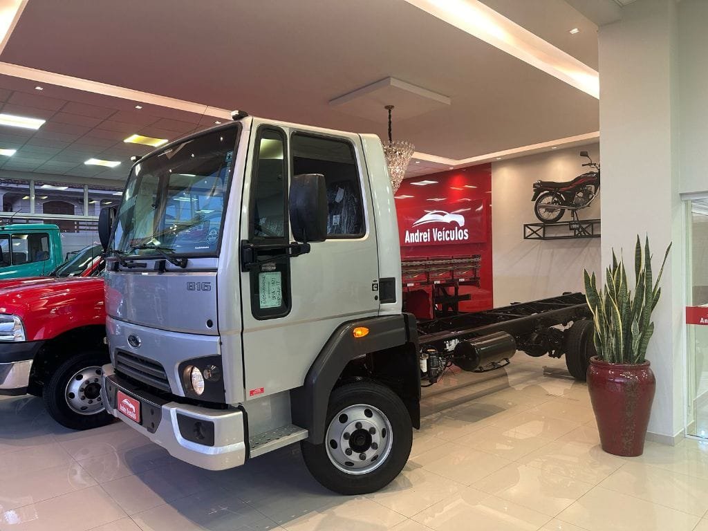 imagem de E/816 S Turbo 2p (diesel)(E5)