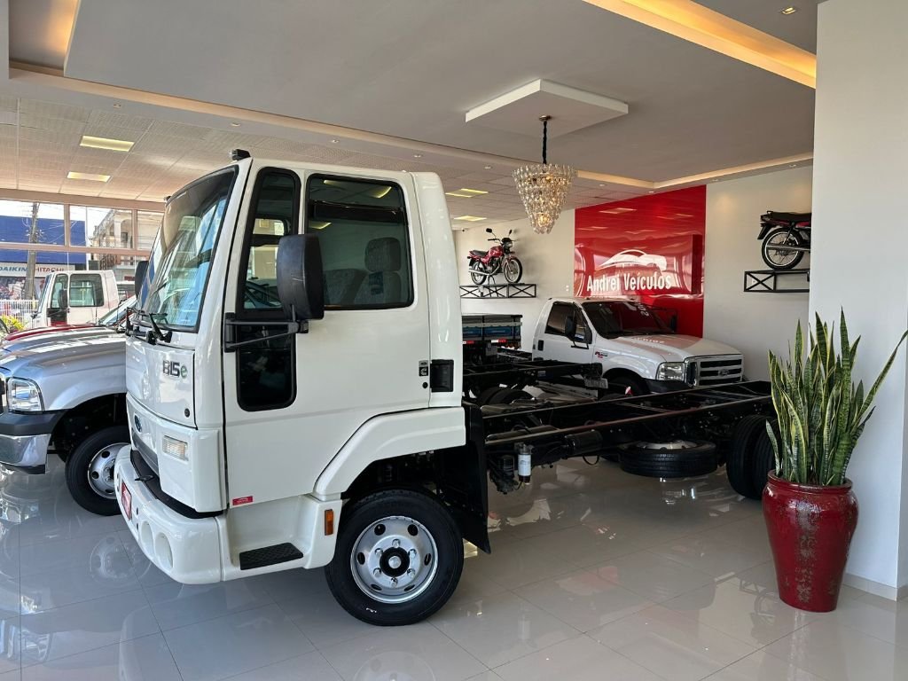 imagem de S/815 E Turbo 2p (diesel)