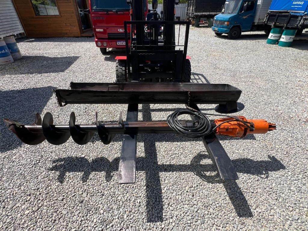 Mercedes-Benz Accelo 1016 2p (diesel) (E5) na cor Cinza em Palhoça / SC - 50430