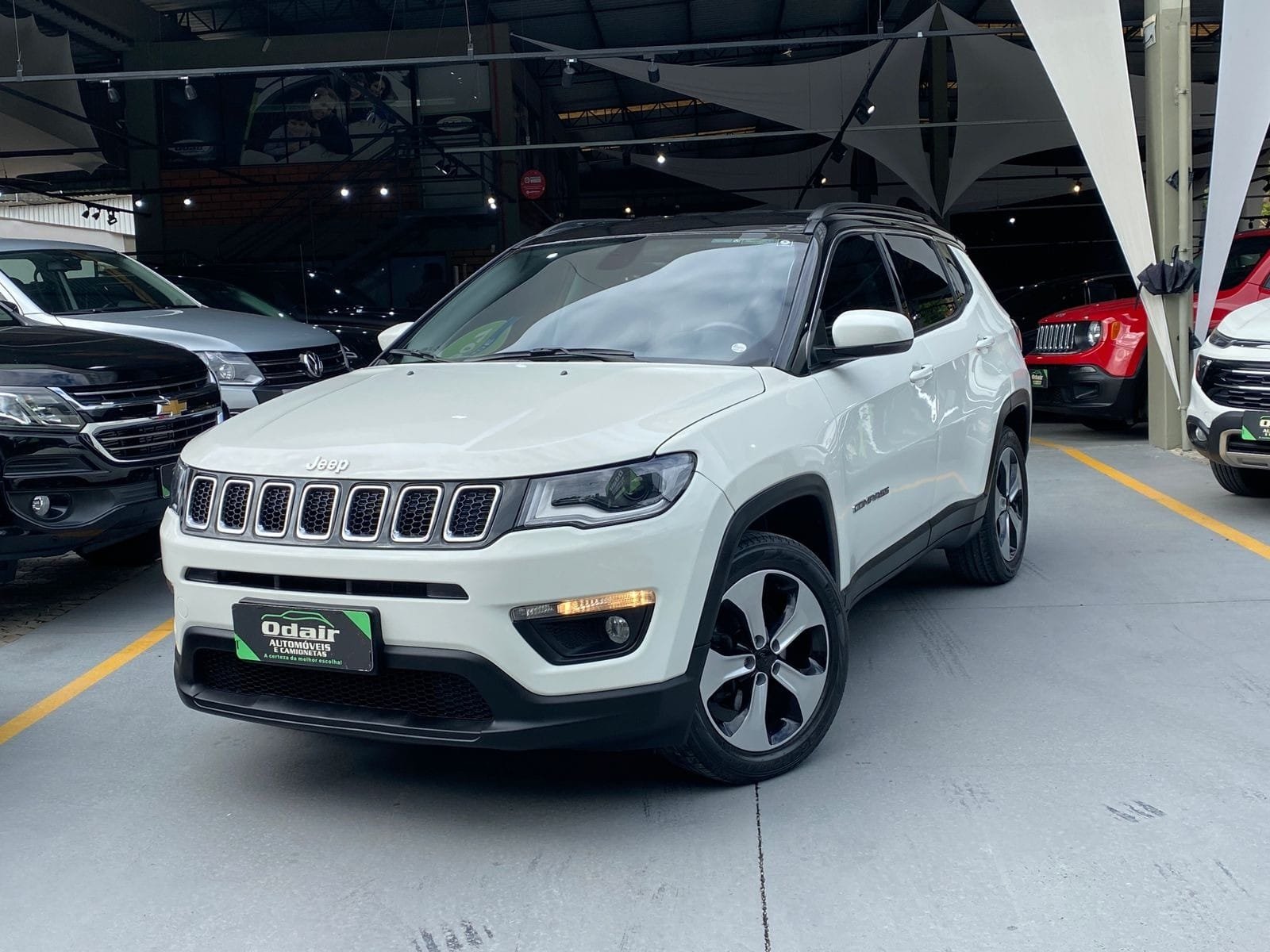 imagem de LONGITUDE 2.0 4x2 Flex 16V Aut.