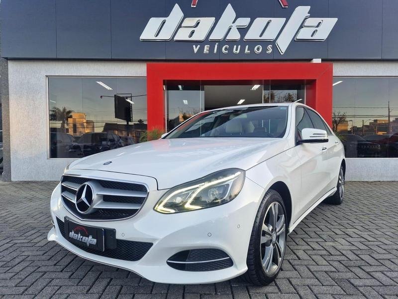 Mercedes-Benz E-250 Avantgarde 2.0 TB 211cv Aut. na cor Branco em Curitiba / PR - 50571
