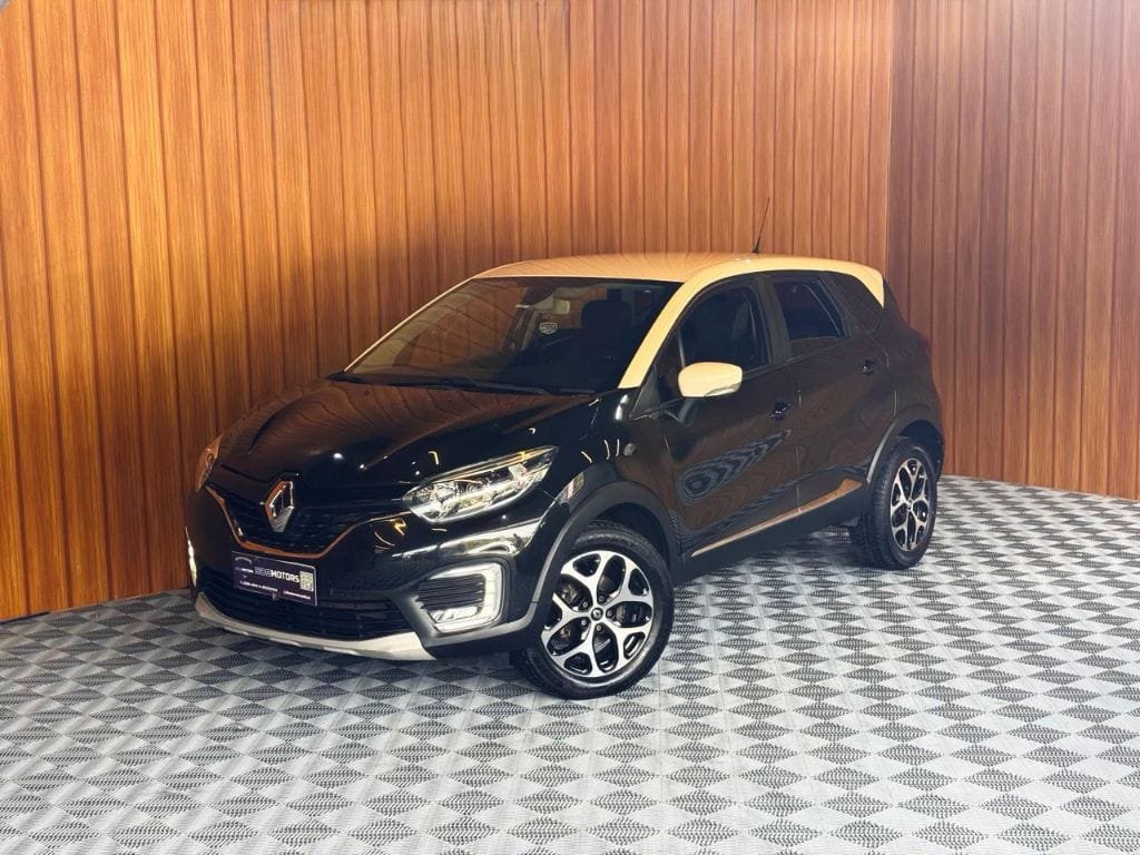 Renault Captur Intense 2.0 16V Flex 5p Aut. na cor Preto em Joinville / SC - 507