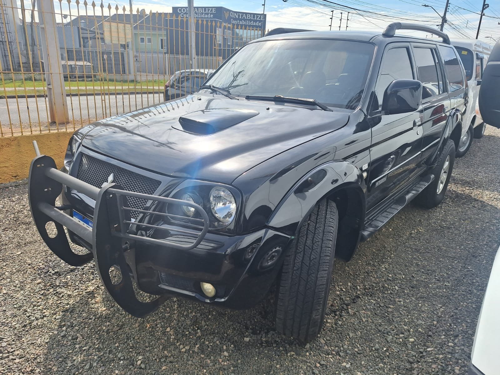 imagem de Sport HPE 2.5 4x4 Diesel Aut.