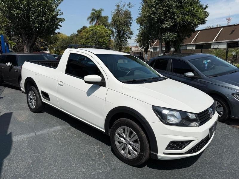 Volkswagen Saveiro Robust 1.6 Total Flex 16V na cor Branco em Curitiba / PR - 5097