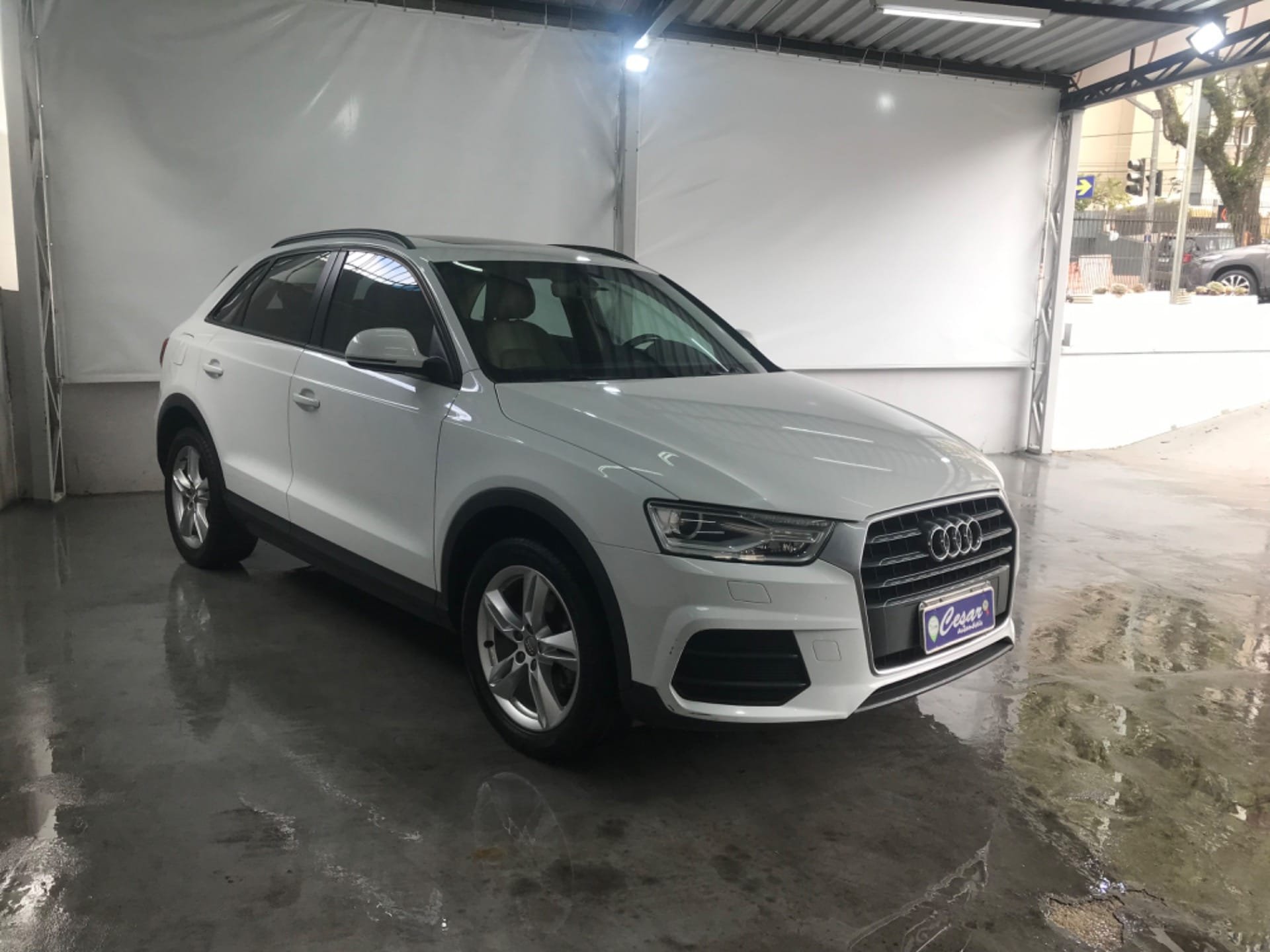 Audi Q3 1.4 TFSI/TFSI Flex S-tronic 5p na cor Branco em Curitiba / PR - 51116