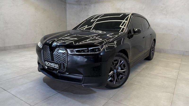 BMW iX XDrive 40 Aut. (Elétrico) na cor Preto em Curitiba / PR - 51198