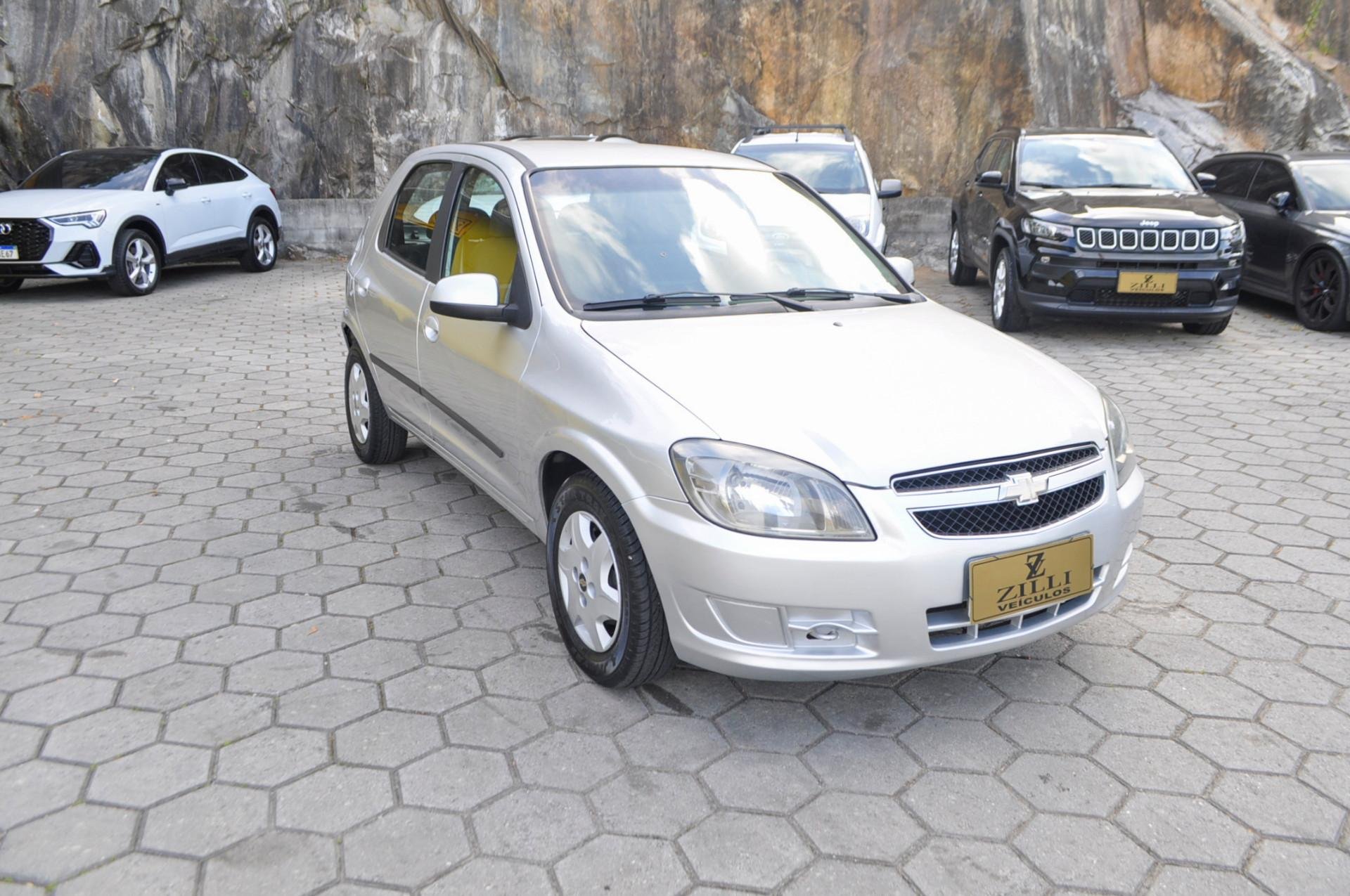 Chevrolet Celta Spirit/ LT 1.0 MPFI 8V FlexP. 5p na cor Cinza em Florianópolis / SC - 51313