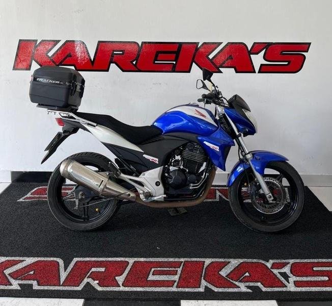 Honda CB 300R/ 300R FLEX  na cor Azul em Curitiba / PR - 51400