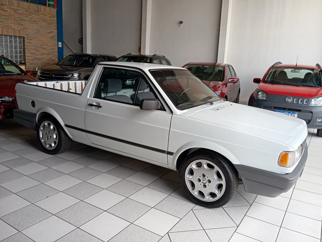 Volkswagen Saveiro CL 1.6 Mi / CL/ C 1.6 na cor Branco em Curitiba / PR - 51560