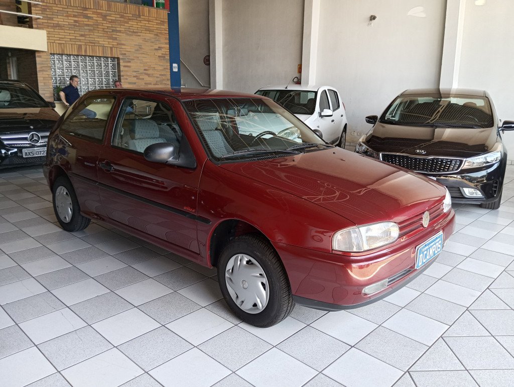 Volkswagen Gol 1000 Mi Plus 8v 2p e 4p na cor Vermelho em Curitiba / PR - 51563