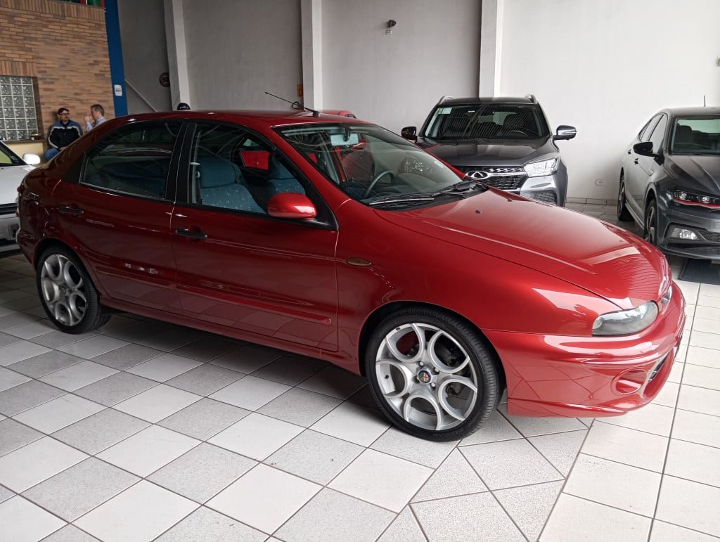 Fiat Brava SX 1.6 16V 4p na cor Vermelho em Curitiba / PR - 51569