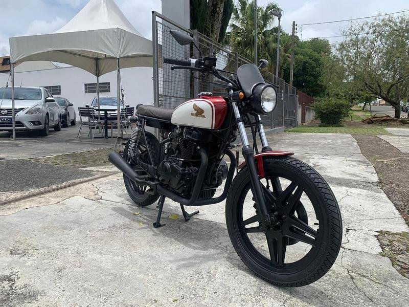 Audi Q3 Black S Line 1.4 TFSI S-tronic na cor Vermelho em Curitiba / PR - 51633