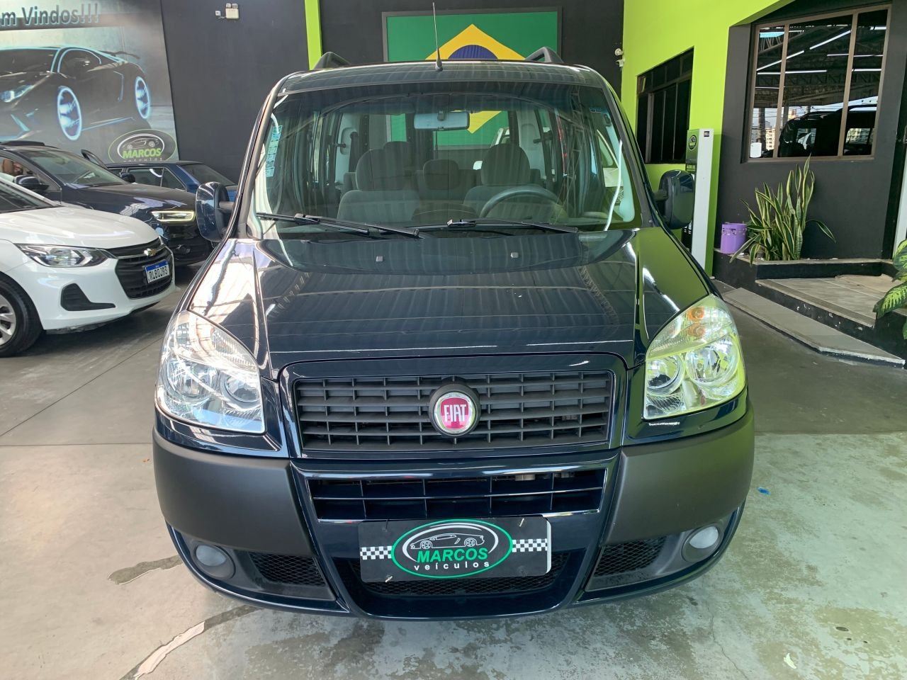 Fiat Doblo ESSENCE 1.8 Flex 16V 5p na cor Azul em São José / SC - 51655