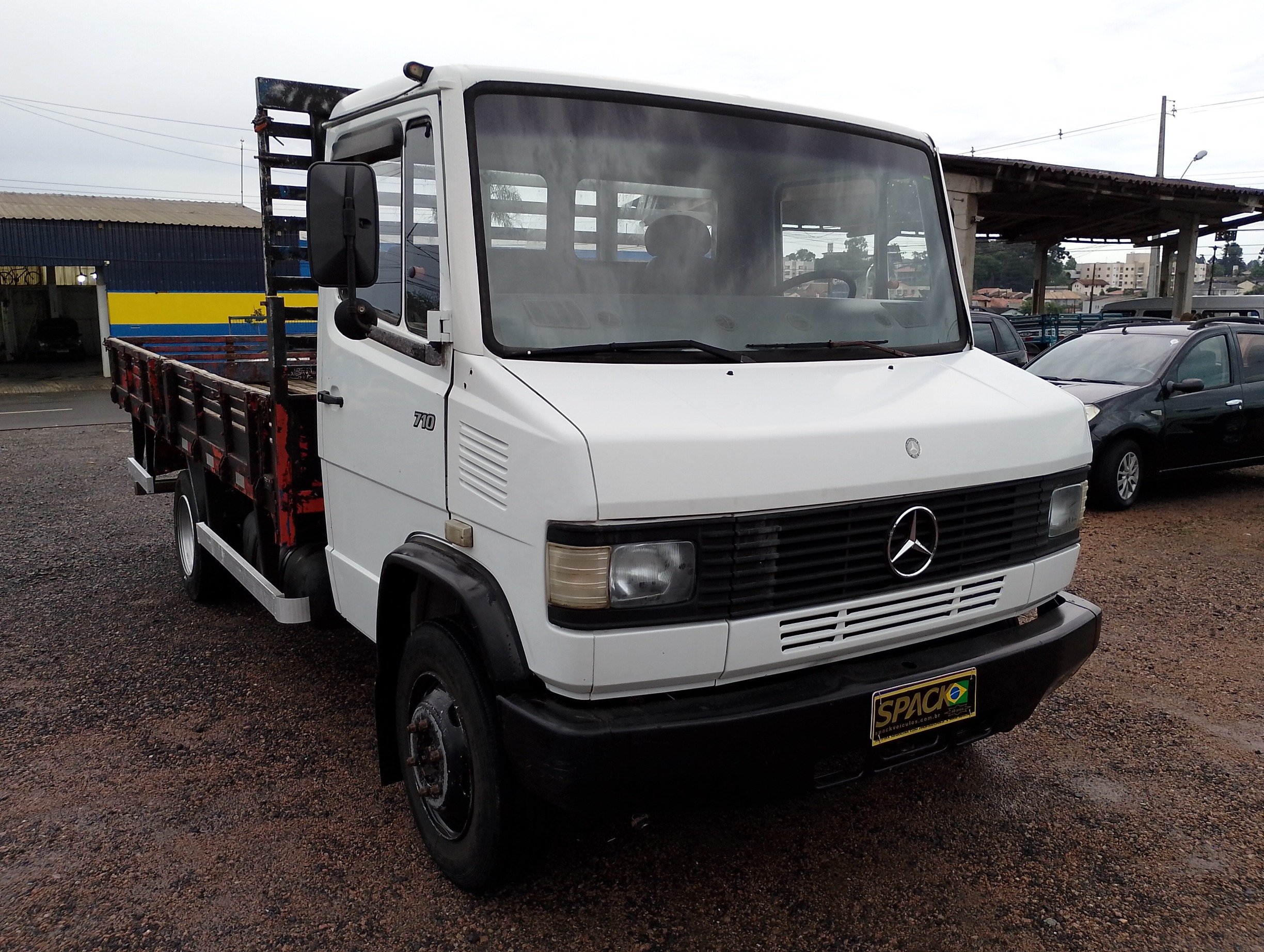 Mercedes-Benz 710/ 710 Plus 2p (diesel) na cor Branco em Campo Largo / PR - 52004