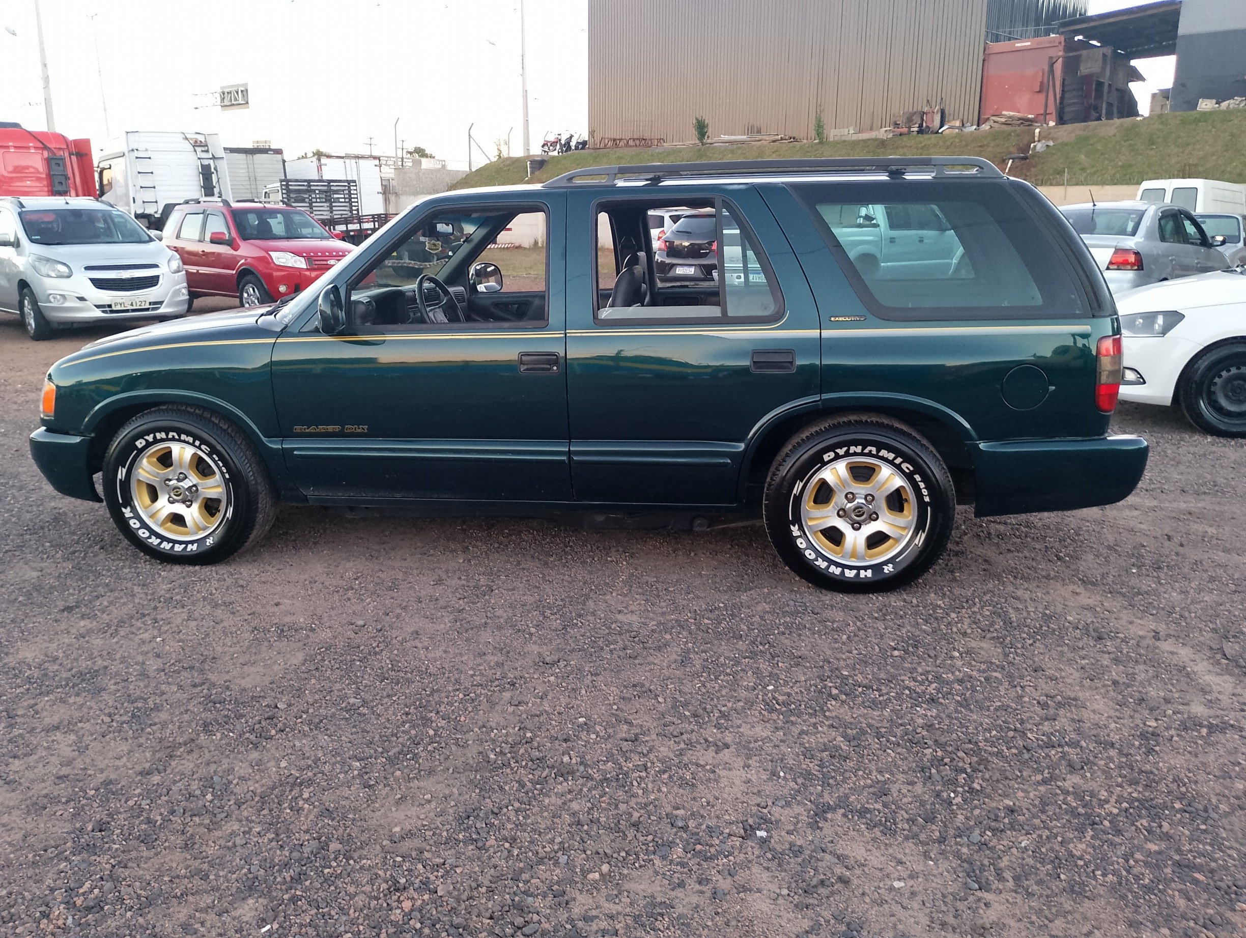 Chevrolet Blazer Executive 4.3 V6 na cor Verde em Campo Largo / PR - 52024