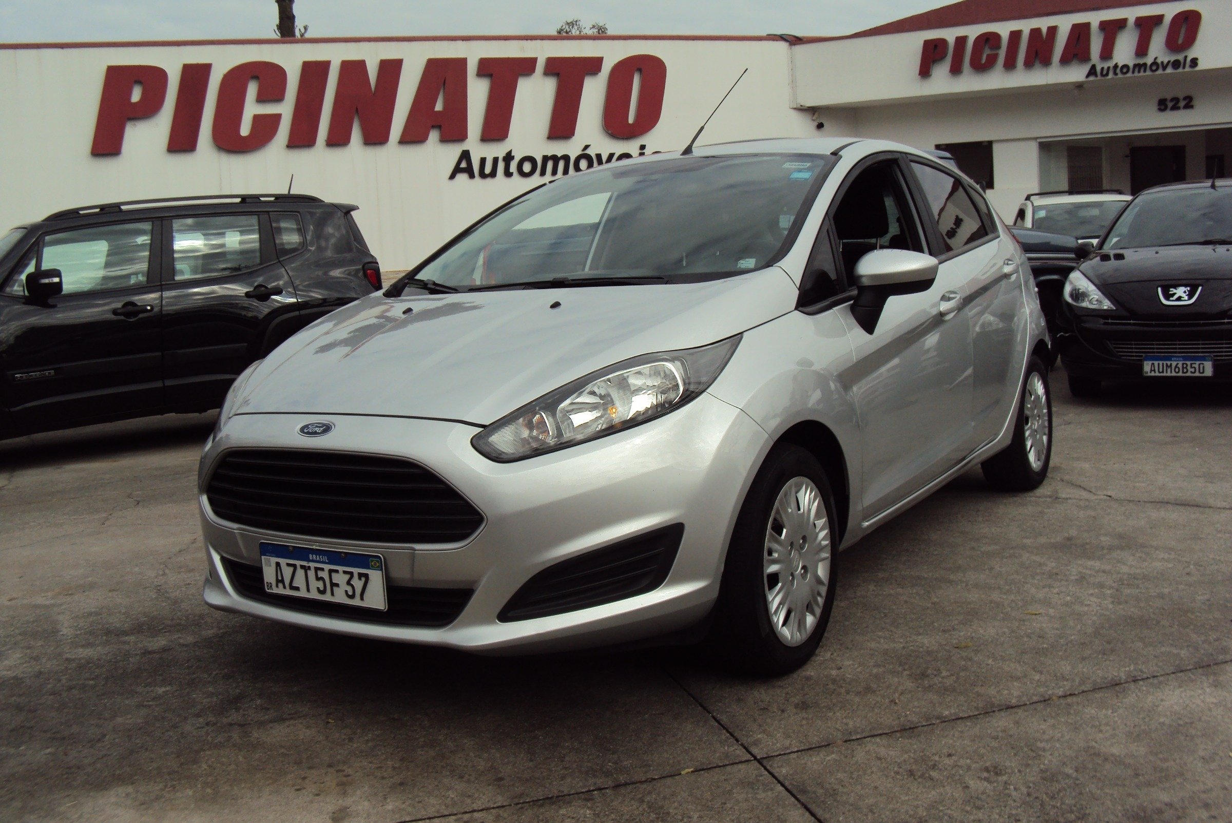 Ford Fiesta 1.5 16V Flex Mec. 5p na cor Cinza em Curitiba / PR - 52432