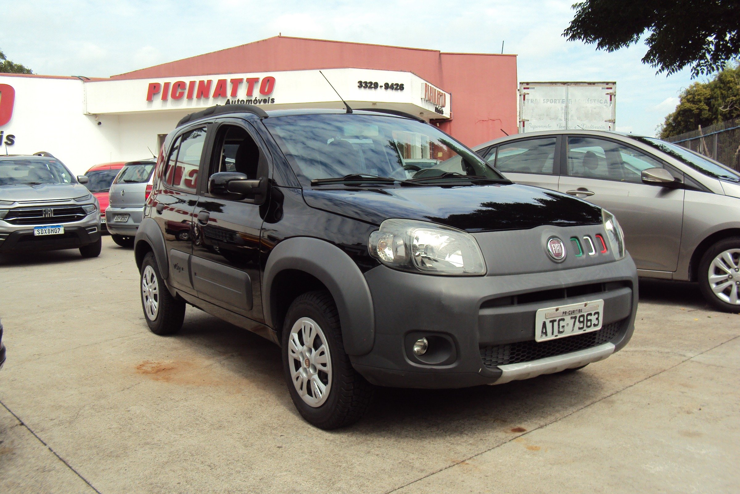 Fiat Uno WAY Celeb. 1.4 EVO Fire Flex 8V 5p na cor Preto em Curitiba / PR - 52441