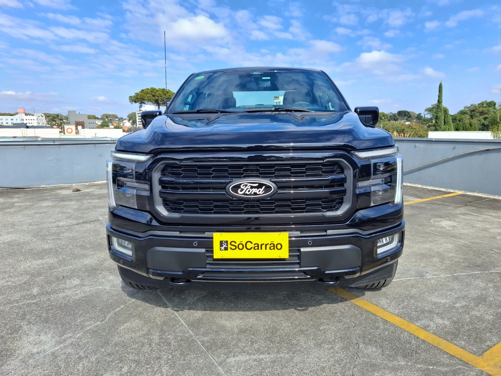 Ford F-150 Lariat Black 4x4 5.0 V8 na cor Preto em Campo Mourão / PR - 5255