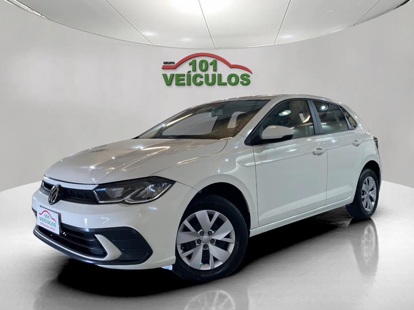 Volkswagen Polo 1.0 Flex 12V 5p na cor Branco em São José / SC - 52910