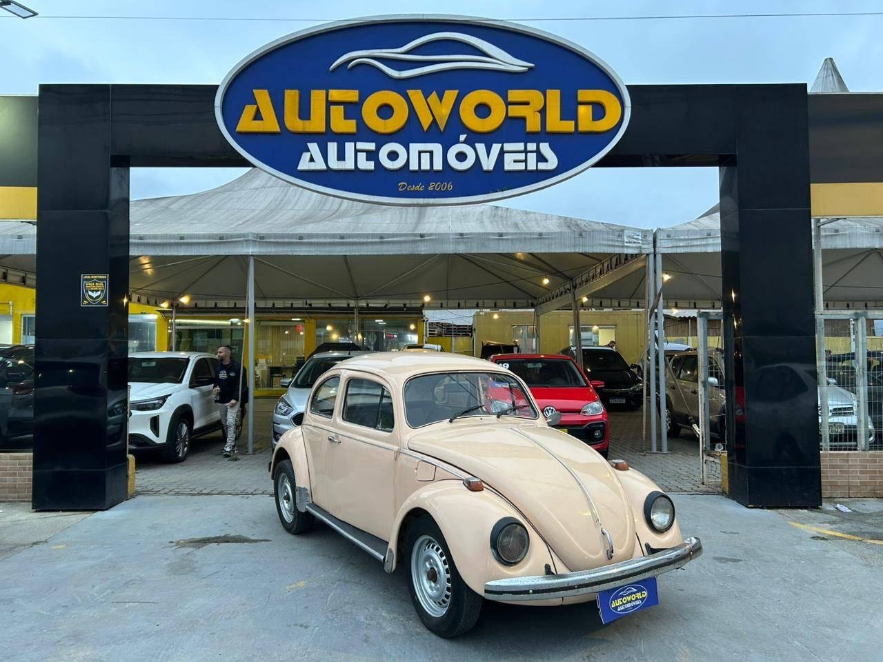 Volkswagen Fusca 1300/1300L na cor Bege em Palhoça / SC - 52978