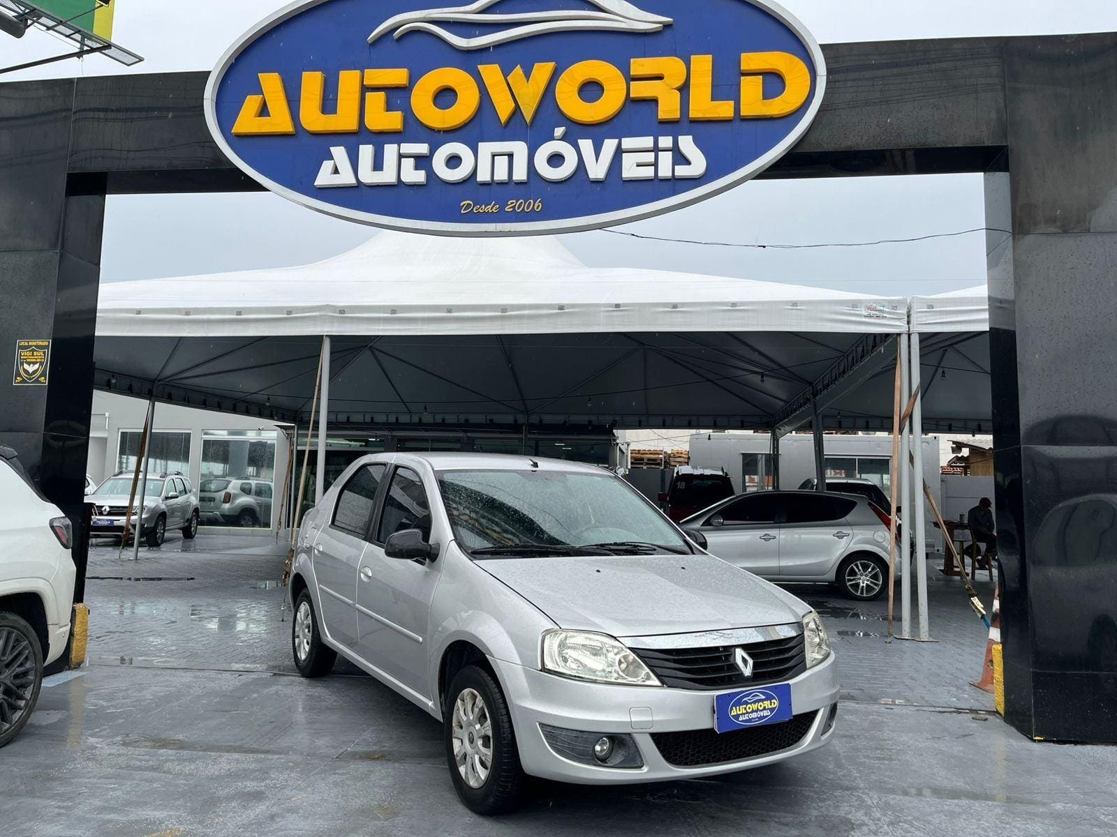 imagem de Expres./Exp. UP Hi-Flex 1.0 16V 4p