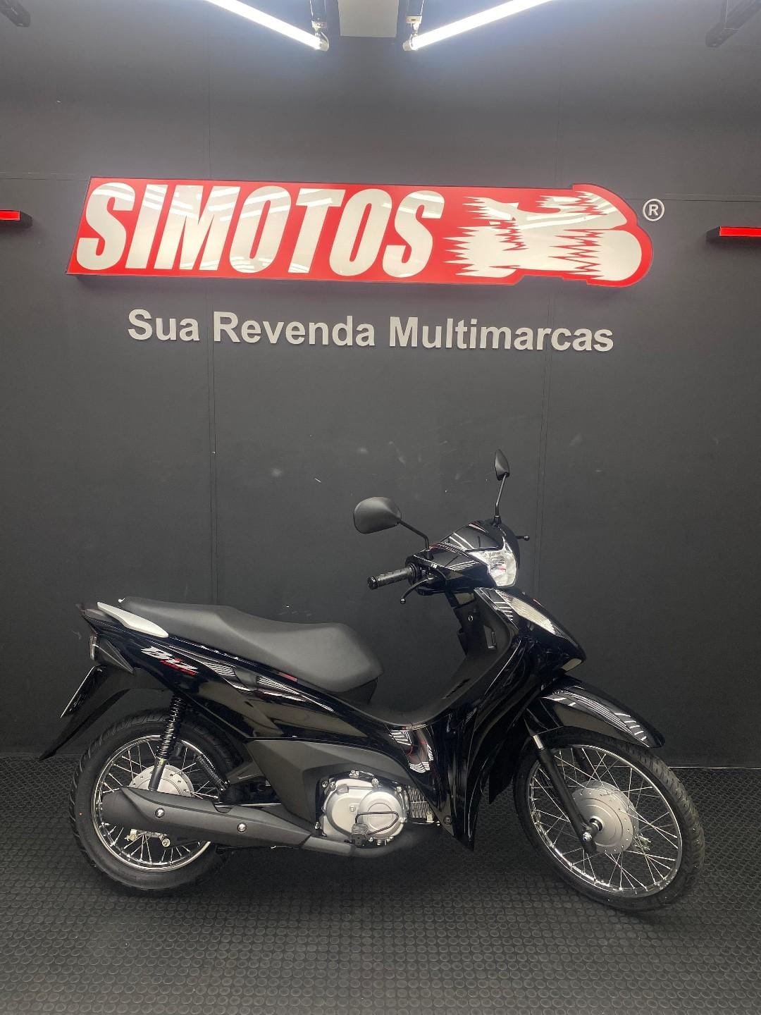 Honda C 100 BIZ-ES  na cor Preto em Florianópolis / SC - 53141