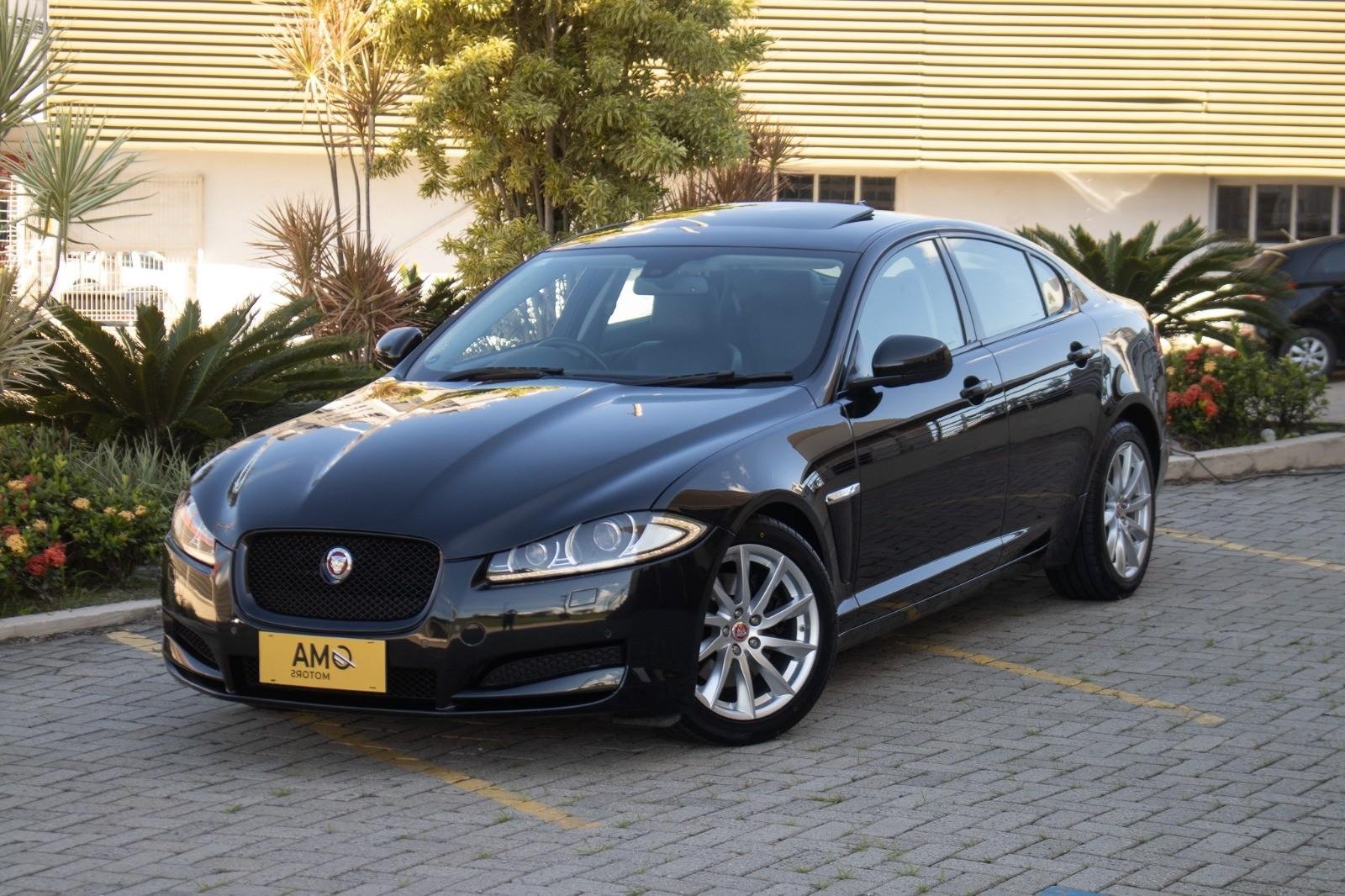 Jaguar XF 2.0 GTDI SPORT PREMIUM TECH 240cv Aut na cor Preto em São José / SC - 5316