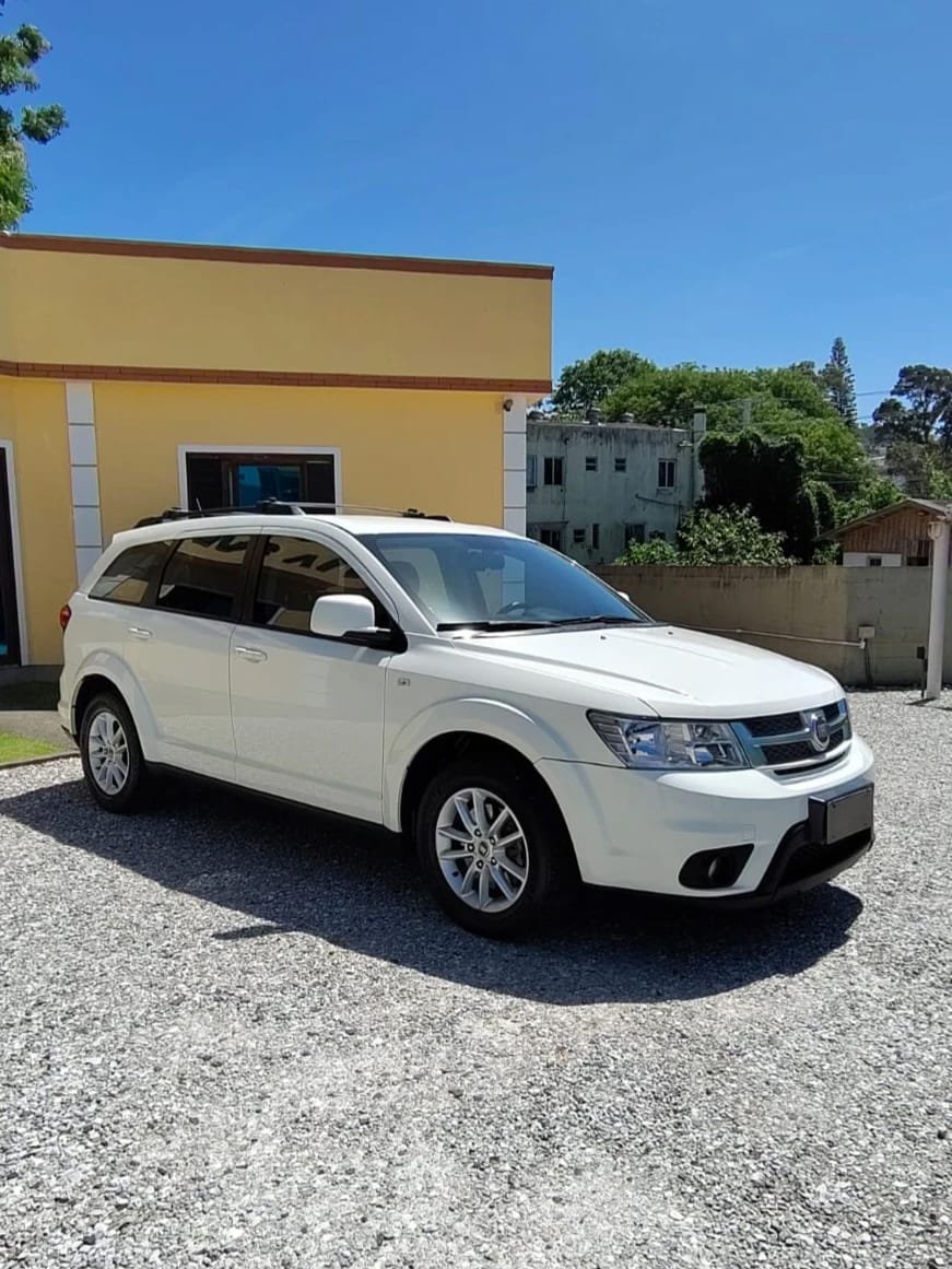 imagem de EMOT./PRECISION 2.4 16V 5p Aut.