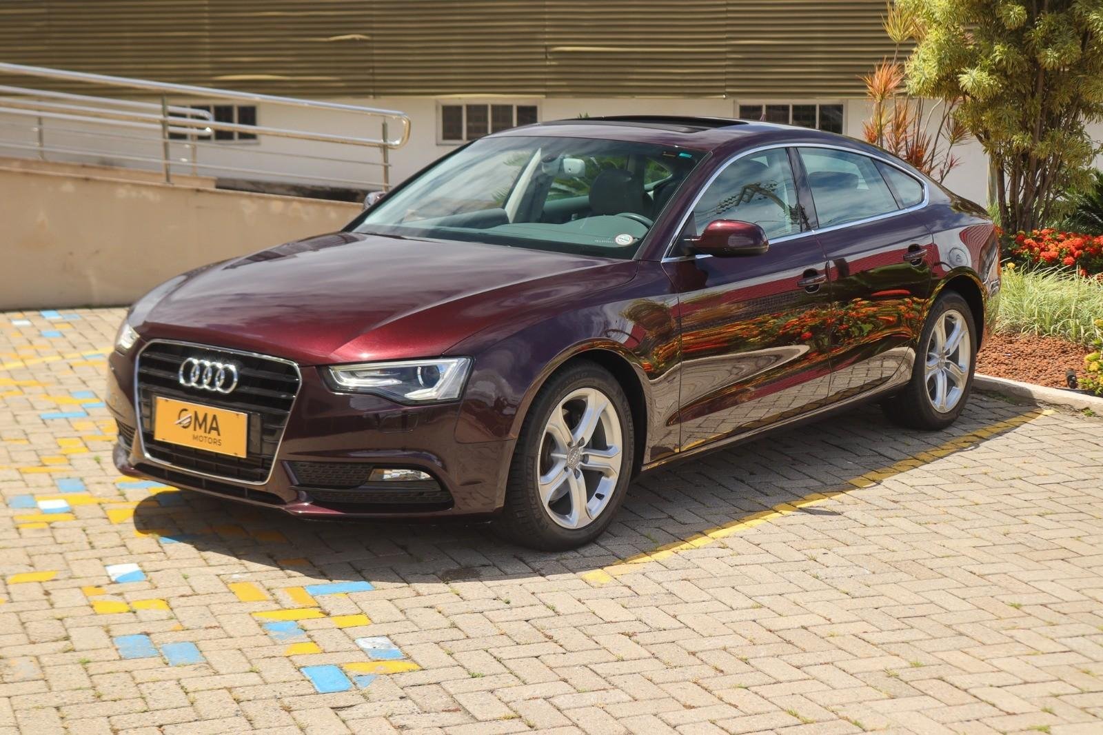 Audi A5 Ambiente Sportb. 2.0 TFSI S tonic na cor Vermelho em São José / SC - 5321