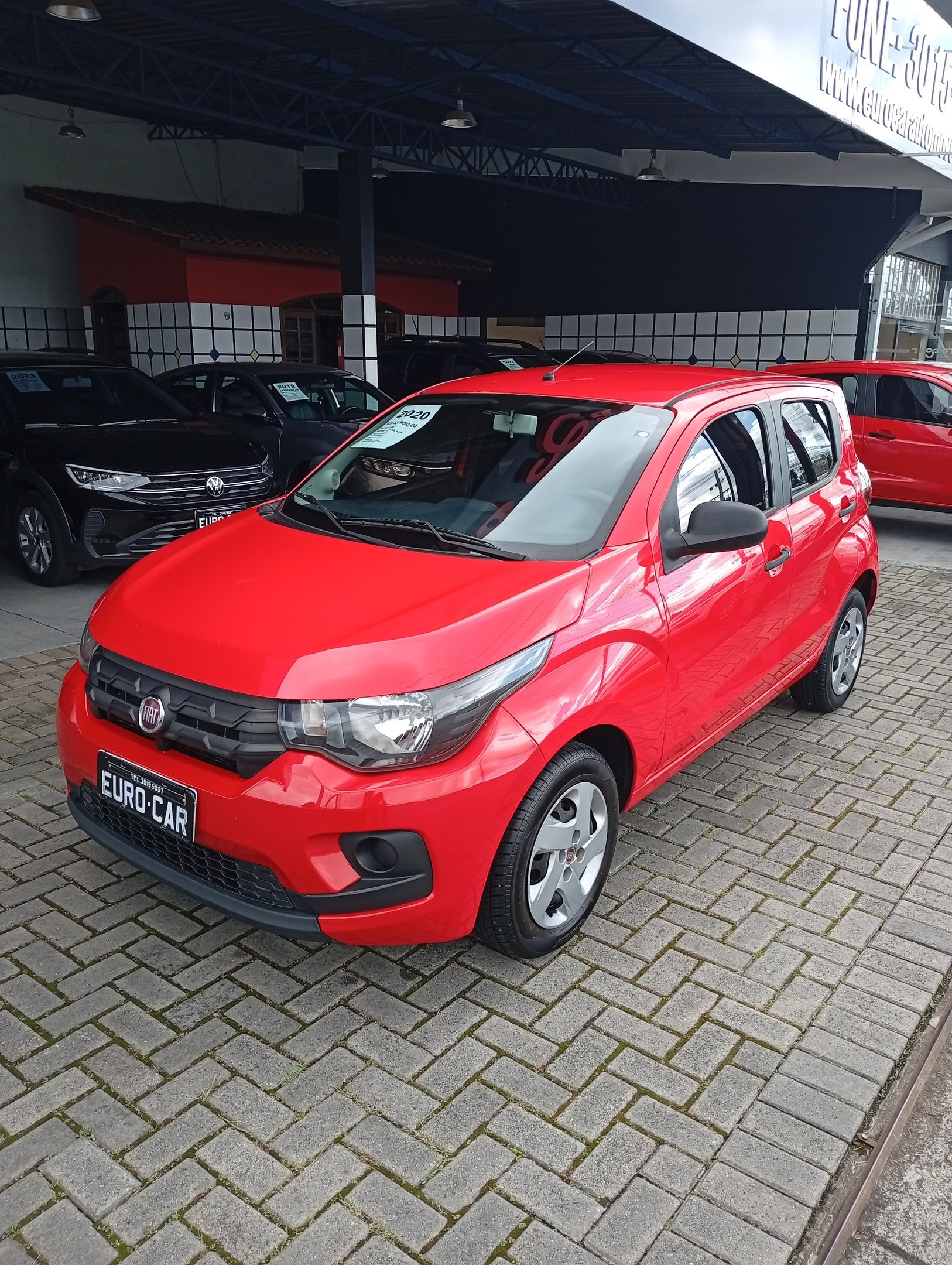Fiat Mobi LIKE 1.0 Fire Flex 5p. na cor Vermelho em Curitiba / PR - 53491