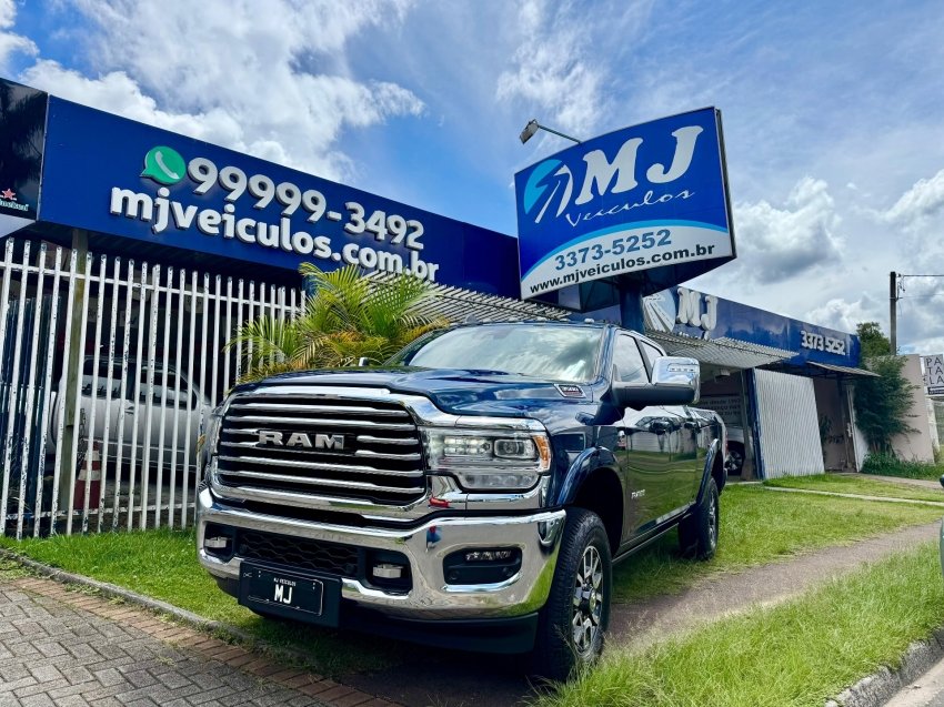 RAM 3500 LIMITED LONGHORN 6.7 TB CD Diesel na cor Azul em Curitiba / PR - 53701