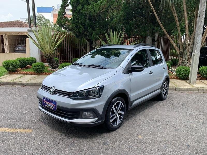 Volkswagen Fox Xtreme 1.6 Flex 8V 5p na cor Prata em Pinhais / PR - 53806