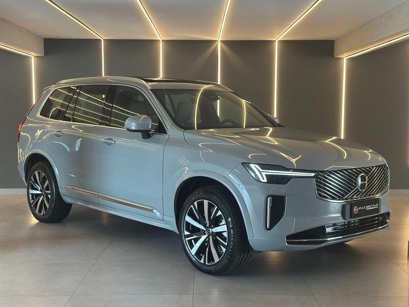 Volvo XC90 T-8 Plus 2.0 AWD (Híbrido) na cor Cinza em Campo Largo / PR - 54022