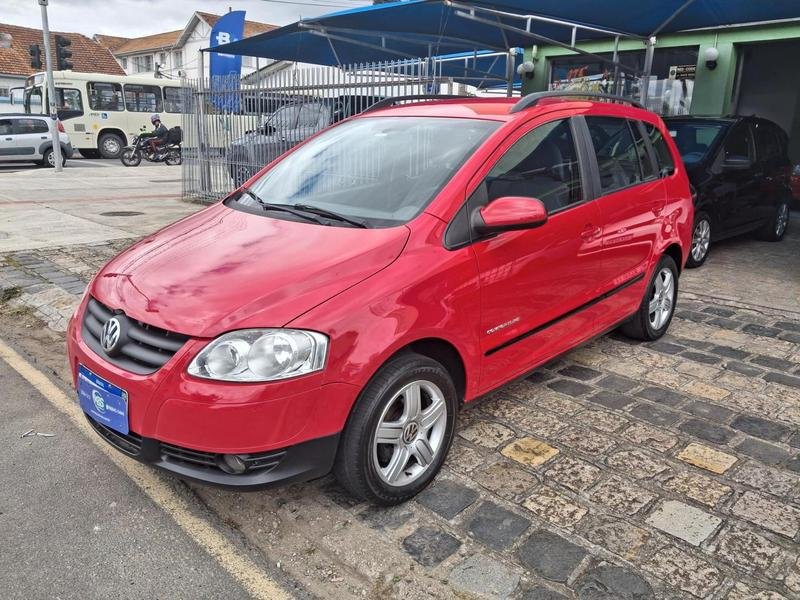 Volkswagen SpaceFox COMFORTLINE 1.6 Mi T.Flex 8V 5p na cor Vermelho em Curitiba / PR - 54233