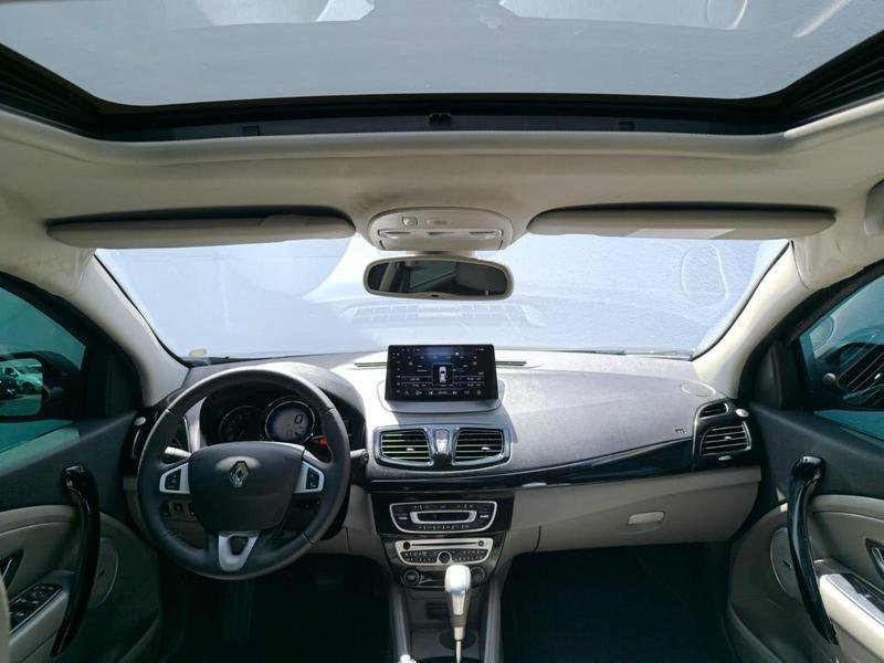 imagem de Sedan Privilège 2.0 16V FLEX Aut