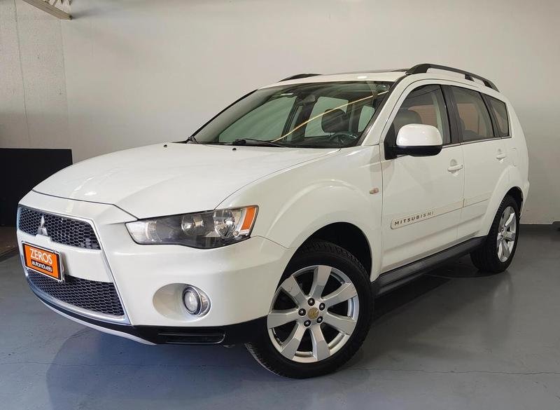 Mitsubishi OUTLANDER 3.0/ GT 3.0 V6 Aut. na cor Branco em Curitiba / PR - 54915