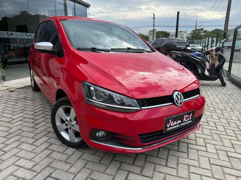 Volkswagen Fox Rock in Rio 1.6 Mi Total Flex 8V 5p na cor Vermelho em Curitiba / PR - 55021