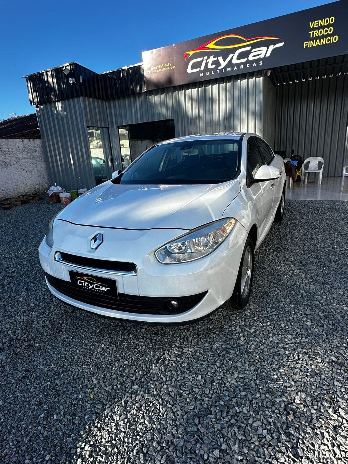 Renault FLUENCE Sed. Dynamique 2.0 16V FLEX Mec. na cor Branco em Joinville / SC - 5520