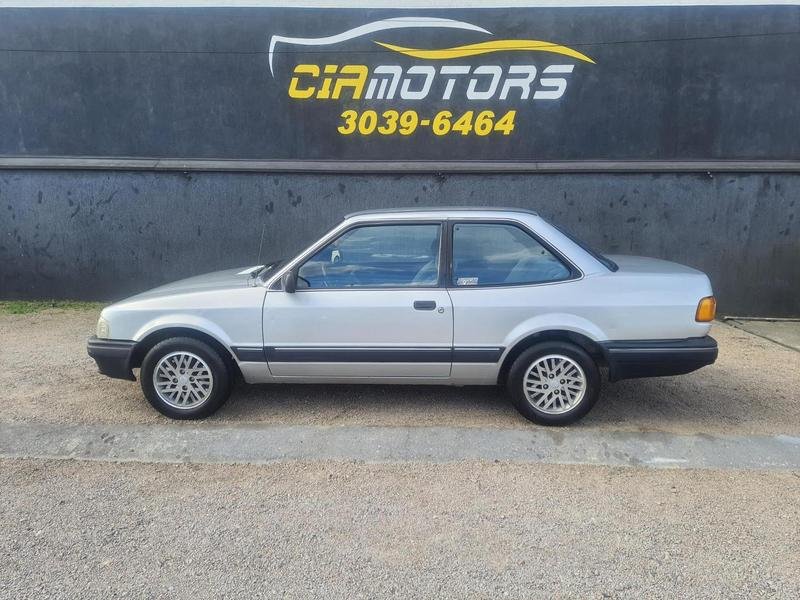 imagem de GLX 1.8 (Modelo antigo)