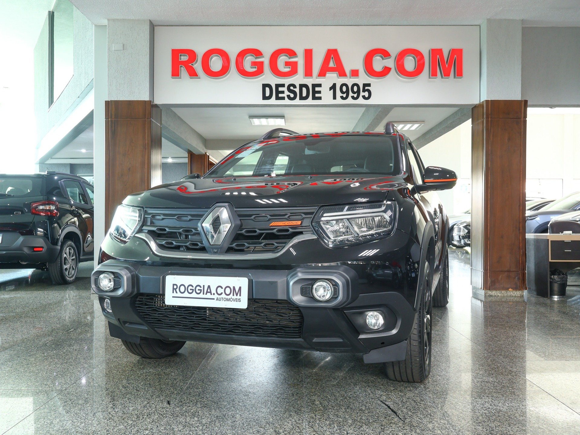 Renault Duster Iconic Plus 1.3 TB 16V Flex Aut. na cor Preto em Curitiba / PR - 55635